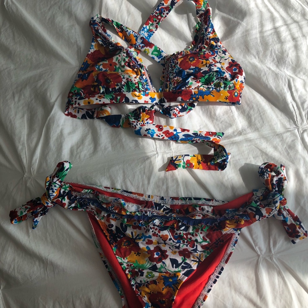 Lucky Brand Floral 2 Piece Swim Suit✨